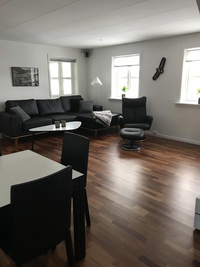 Hotel Nuuk - Apartment Nanoq Eksteriør bilde